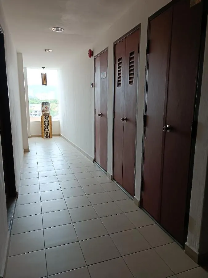 So Hotel George Town